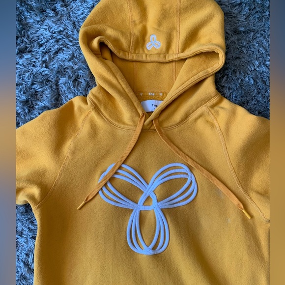 YELLOW TNA SWEATER - Picture 5 of 6